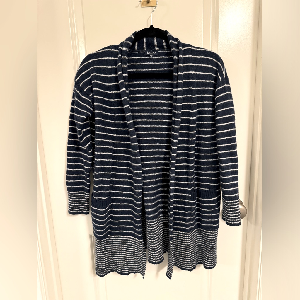 Splendid Cardigan With Pockets, Size Small